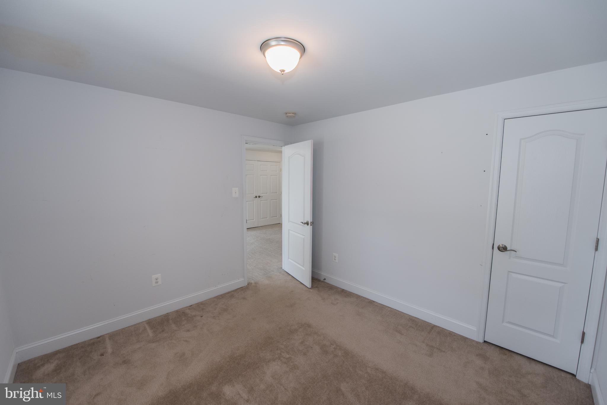 HAMMONDS MILL - Residential