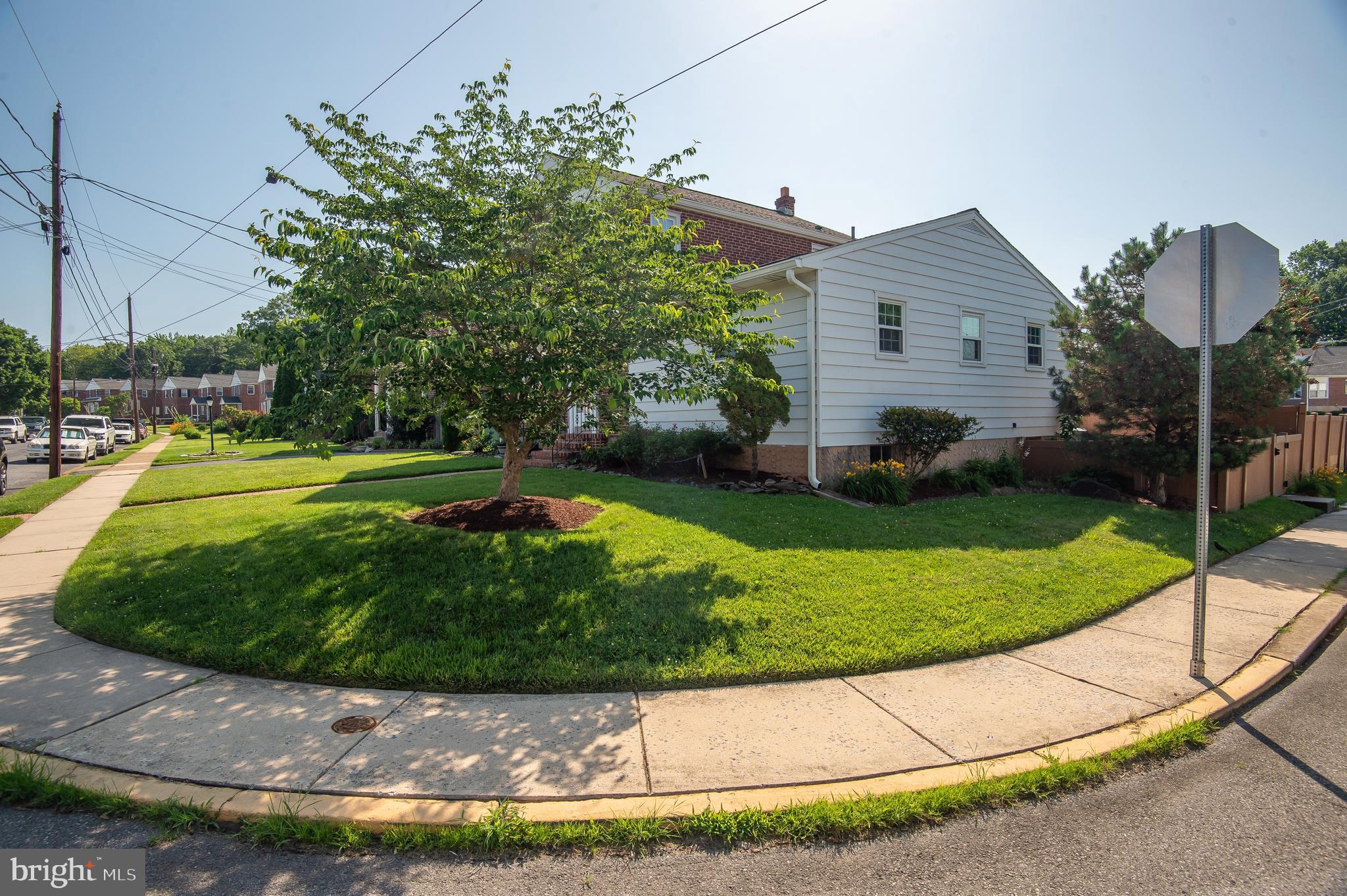 16 RICHARD AVENUE