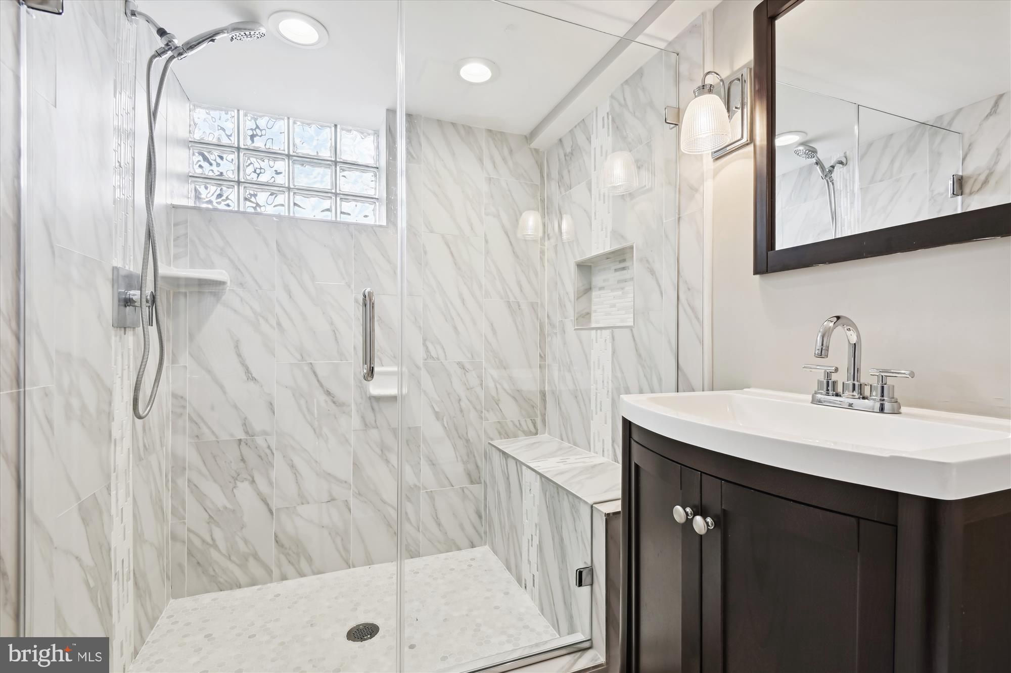 EASTFIELD - Residential