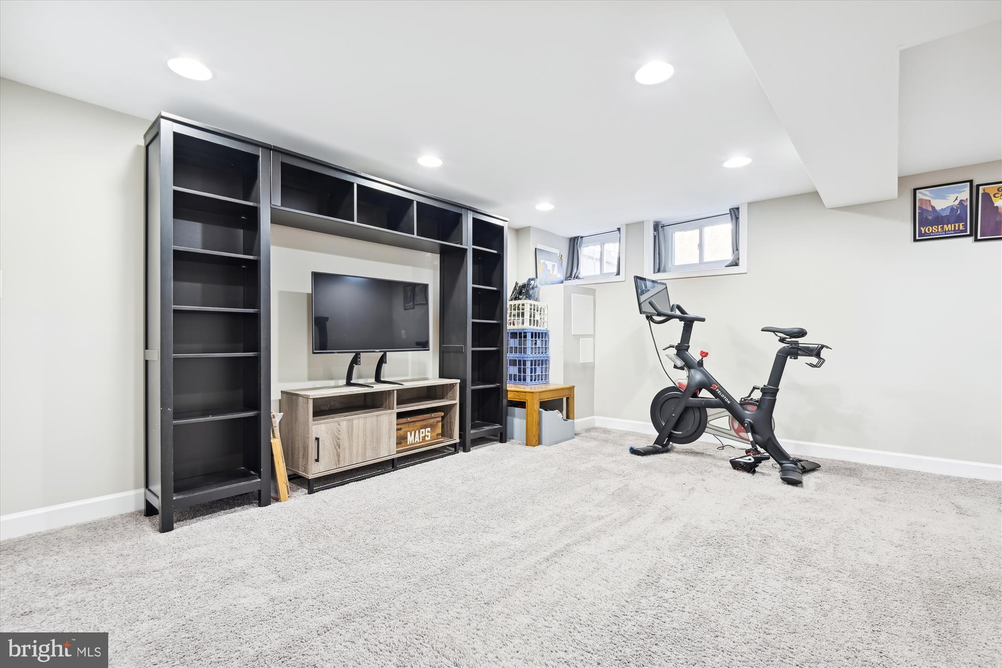 EASTFIELD - Residential