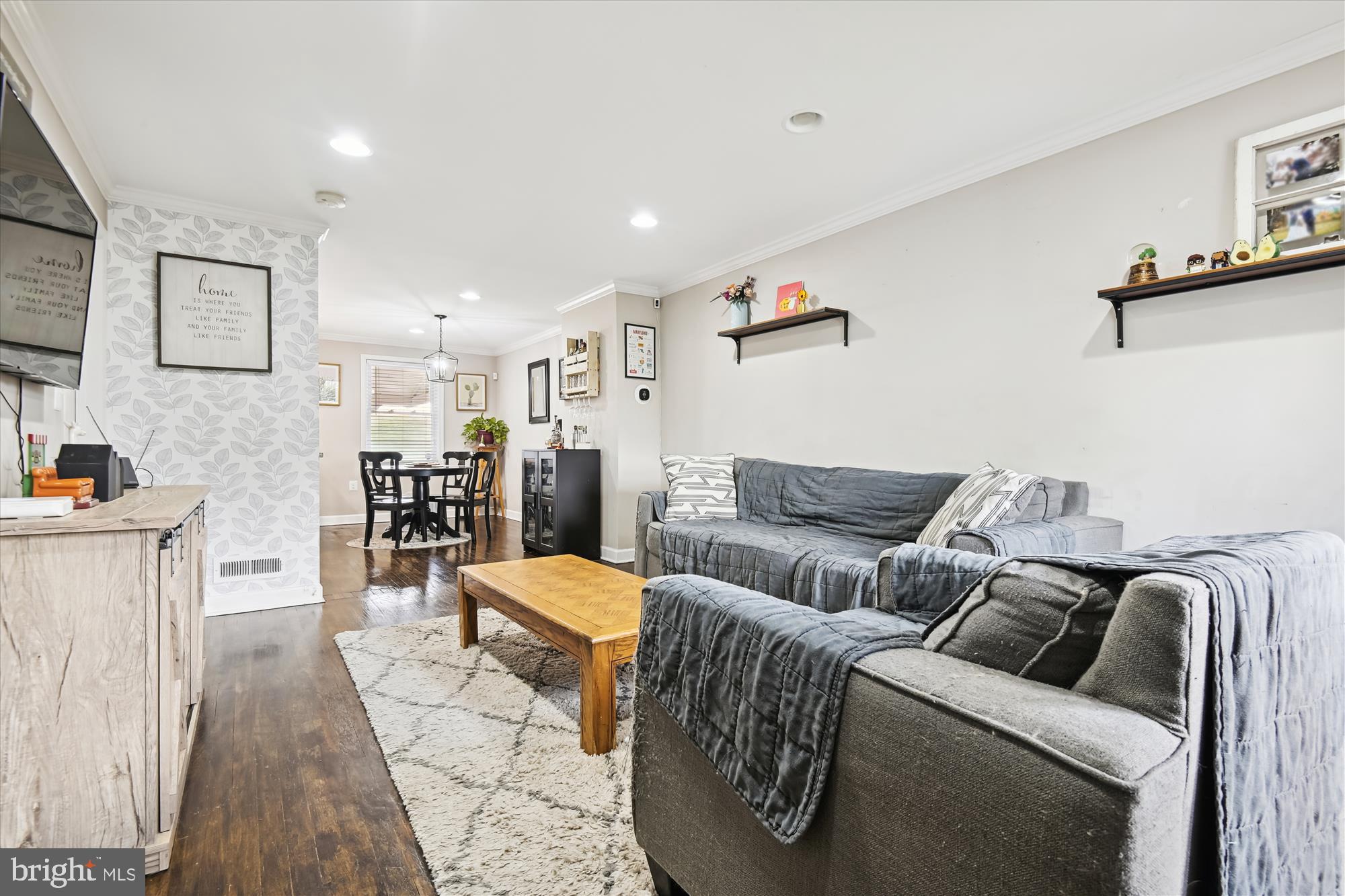 EASTFIELD - Residential