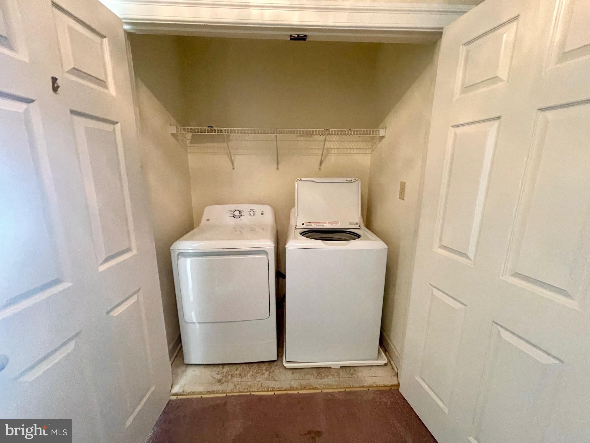 WOODMORE - Residential Lease