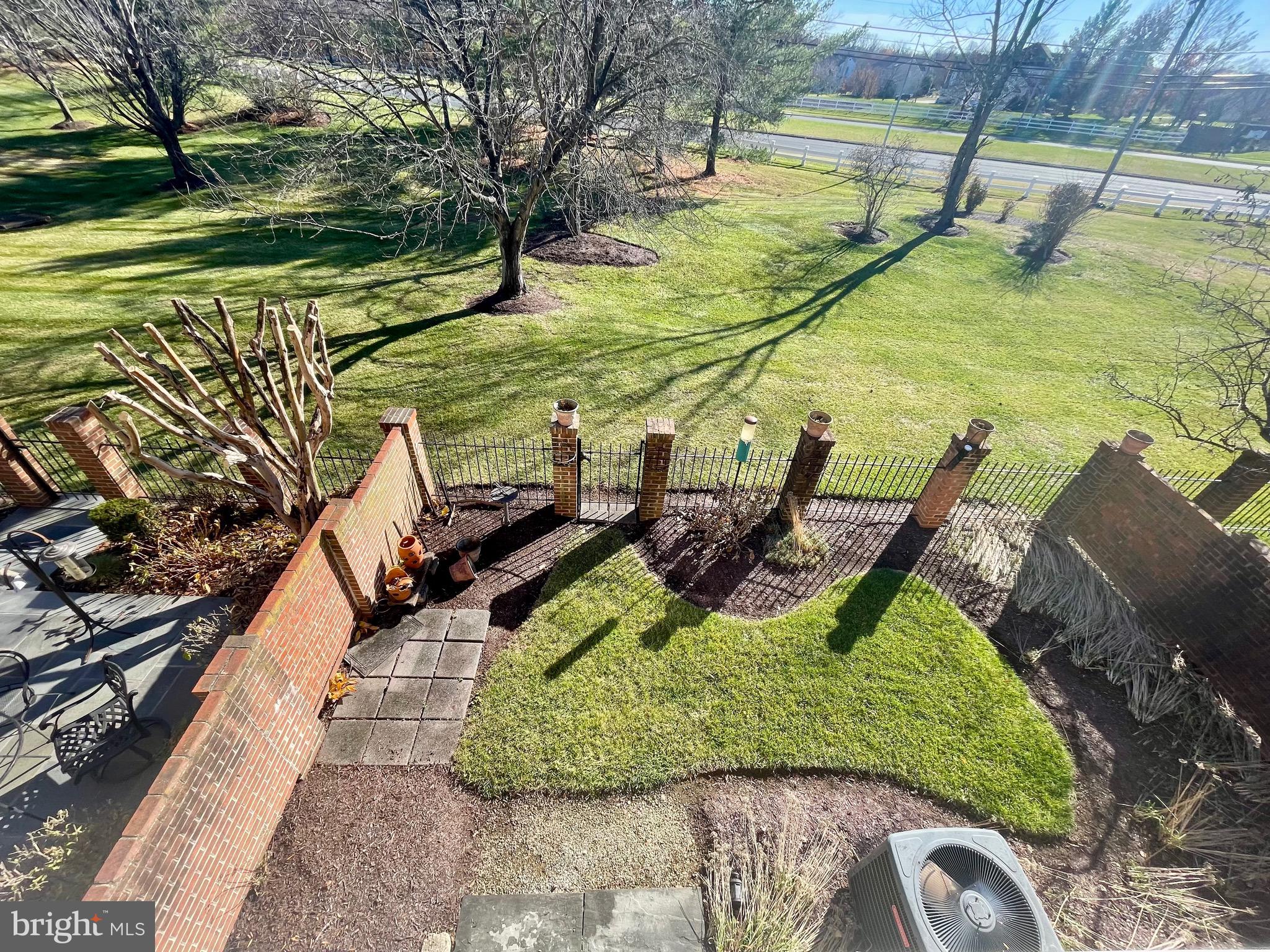 WOODMORE - Residential Lease