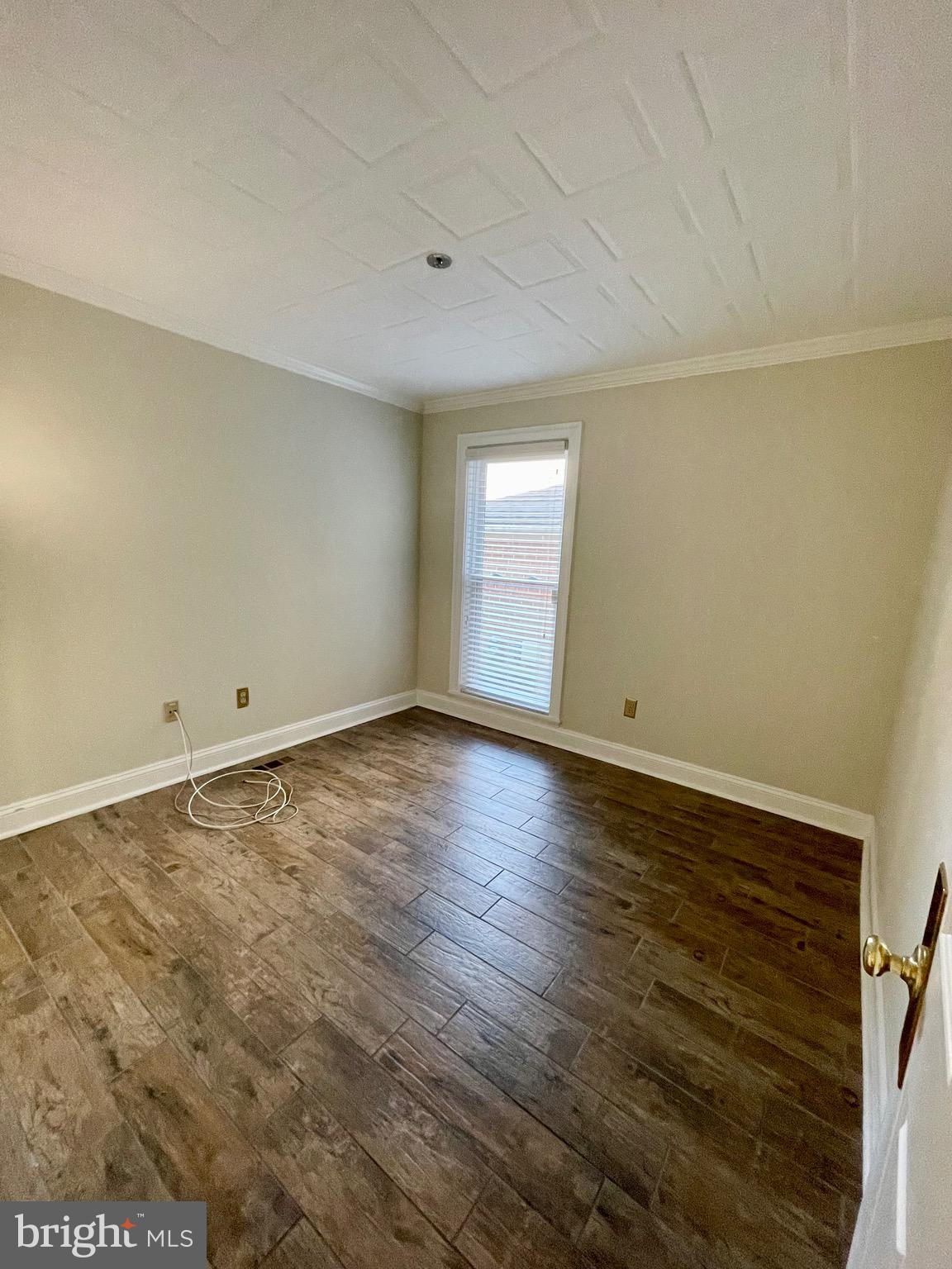 WOODMORE - Residential Lease