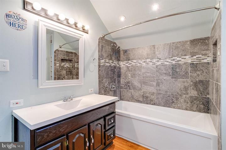 PARKVILLE - Residential