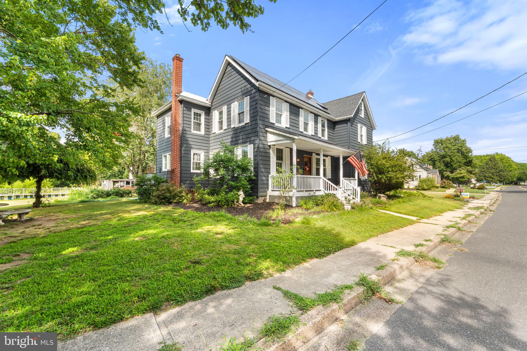 94 E PITTSFIELD STREET