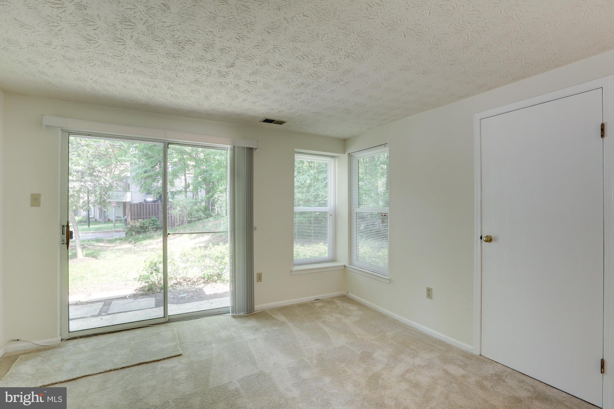 VILLAGE OF HICKORY RIDGE - Residential Lease