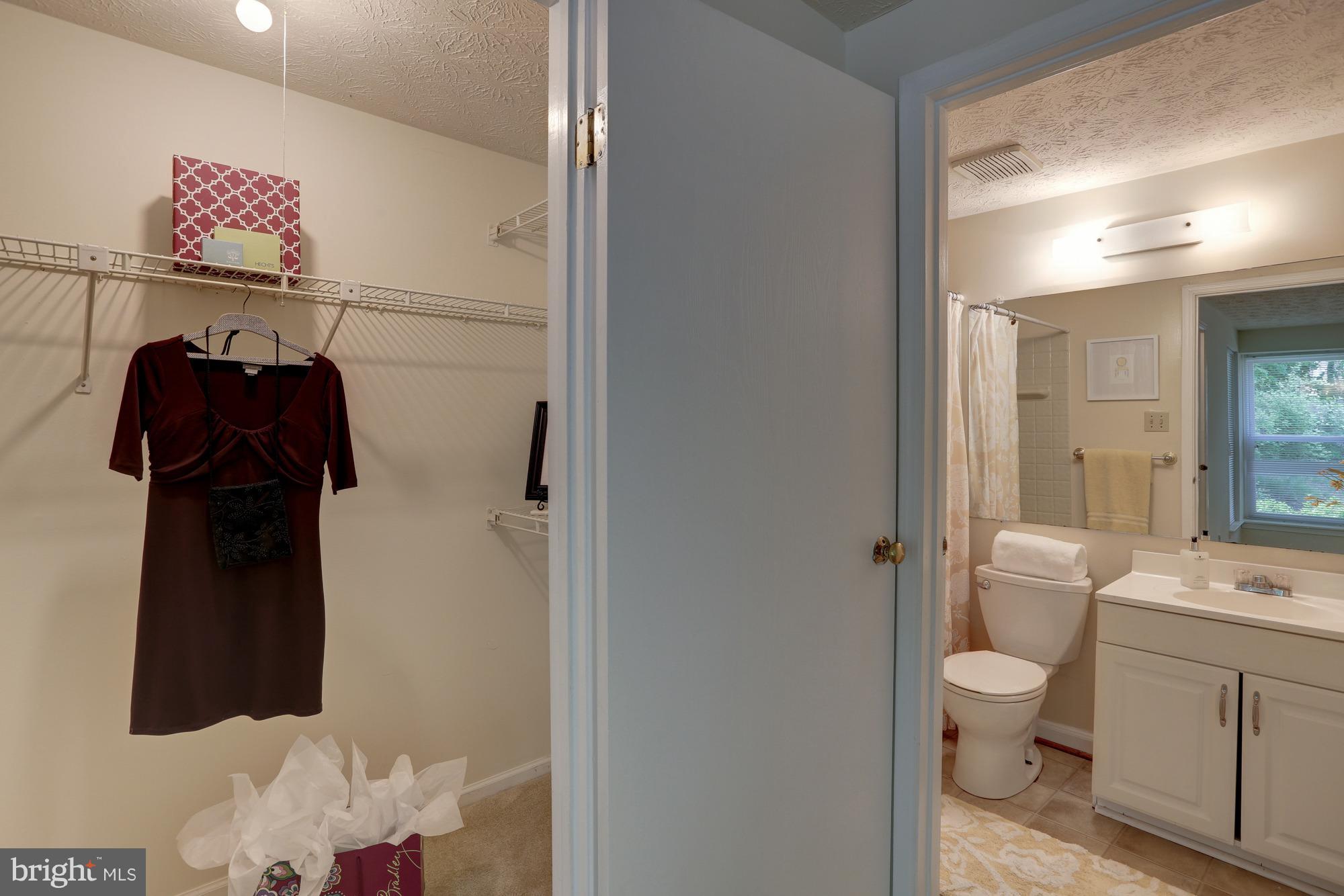 VILLAGE OF HICKORY RIDGE - Residential Lease