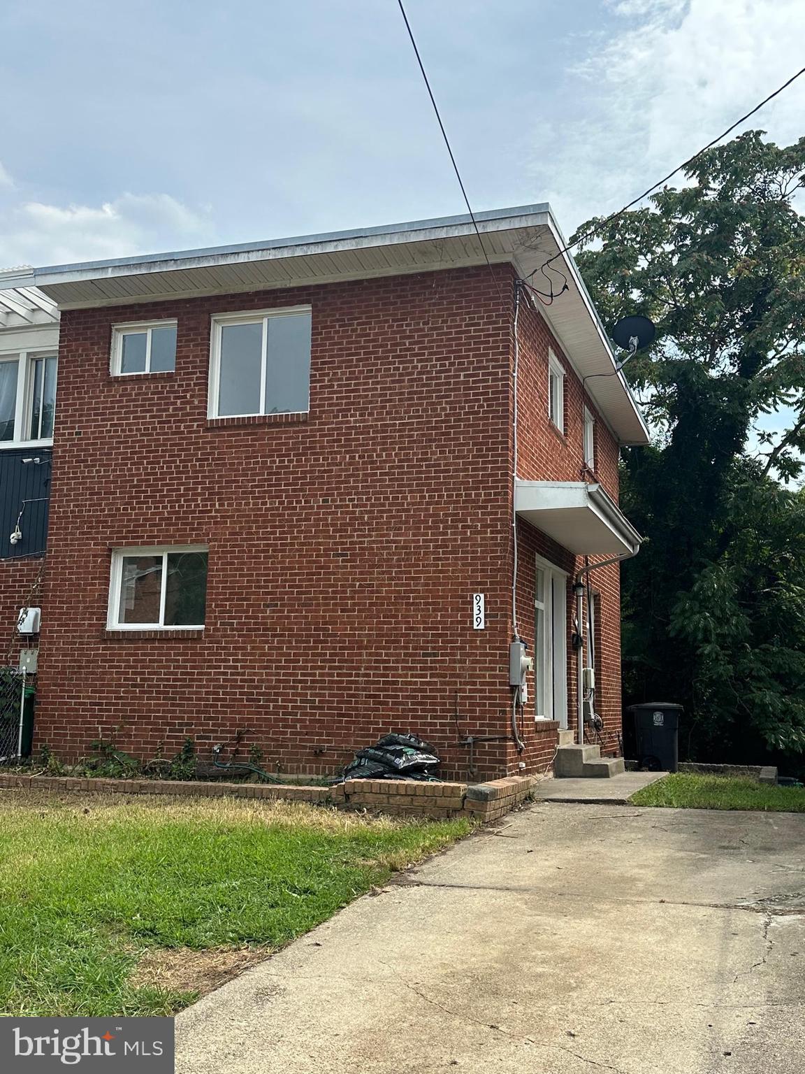 EAST MEADOWS - Residential