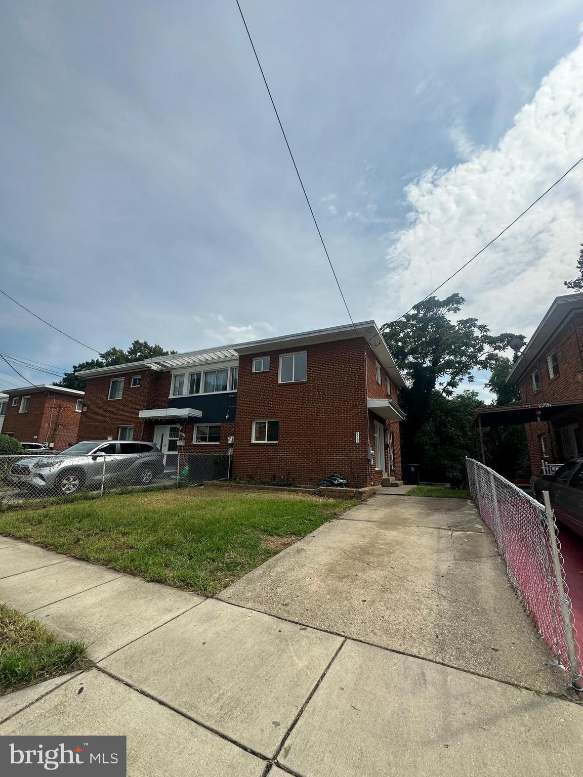 EAST MEADOWS - Residential