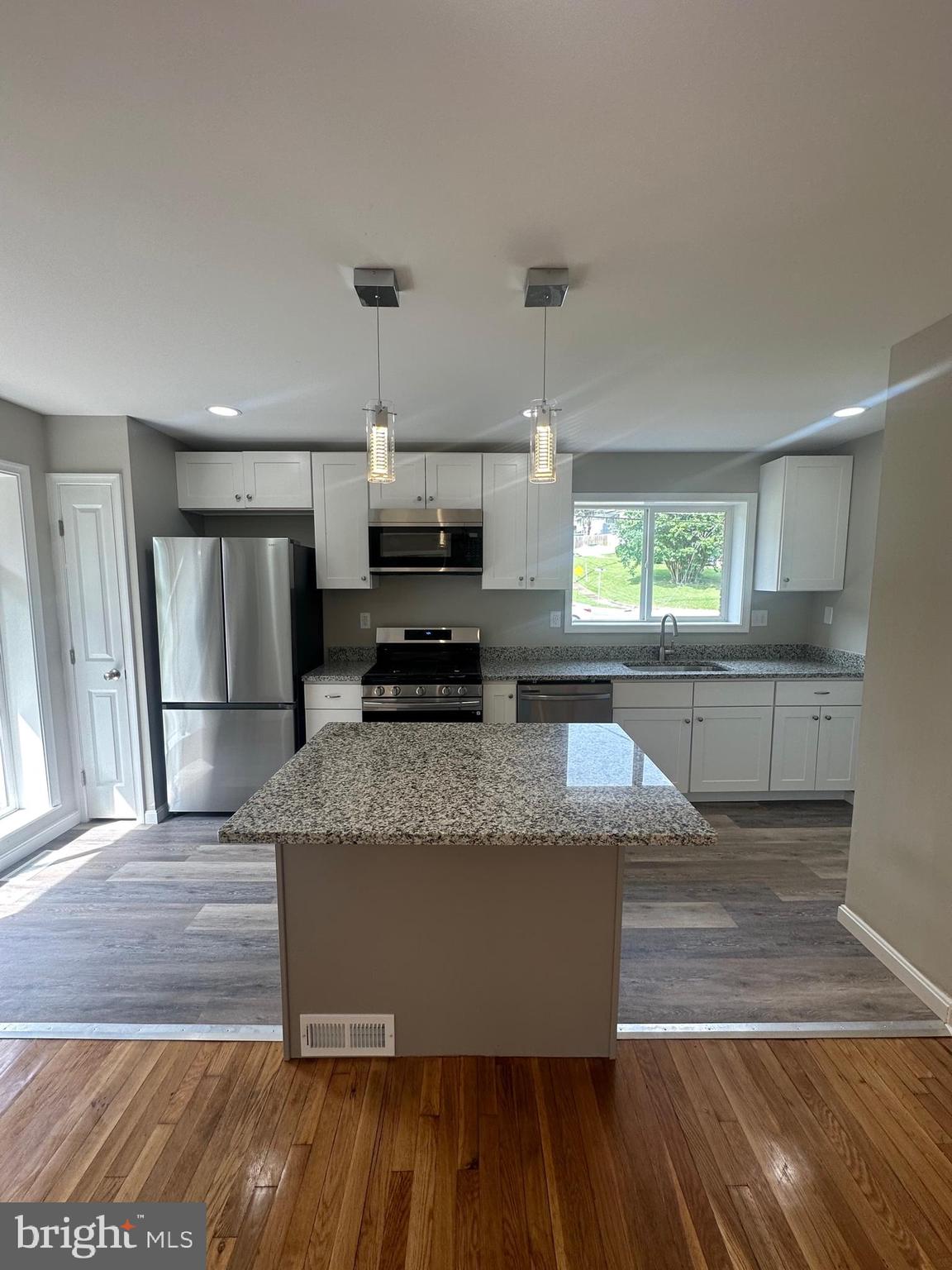 EAST MEADOWS - Residential