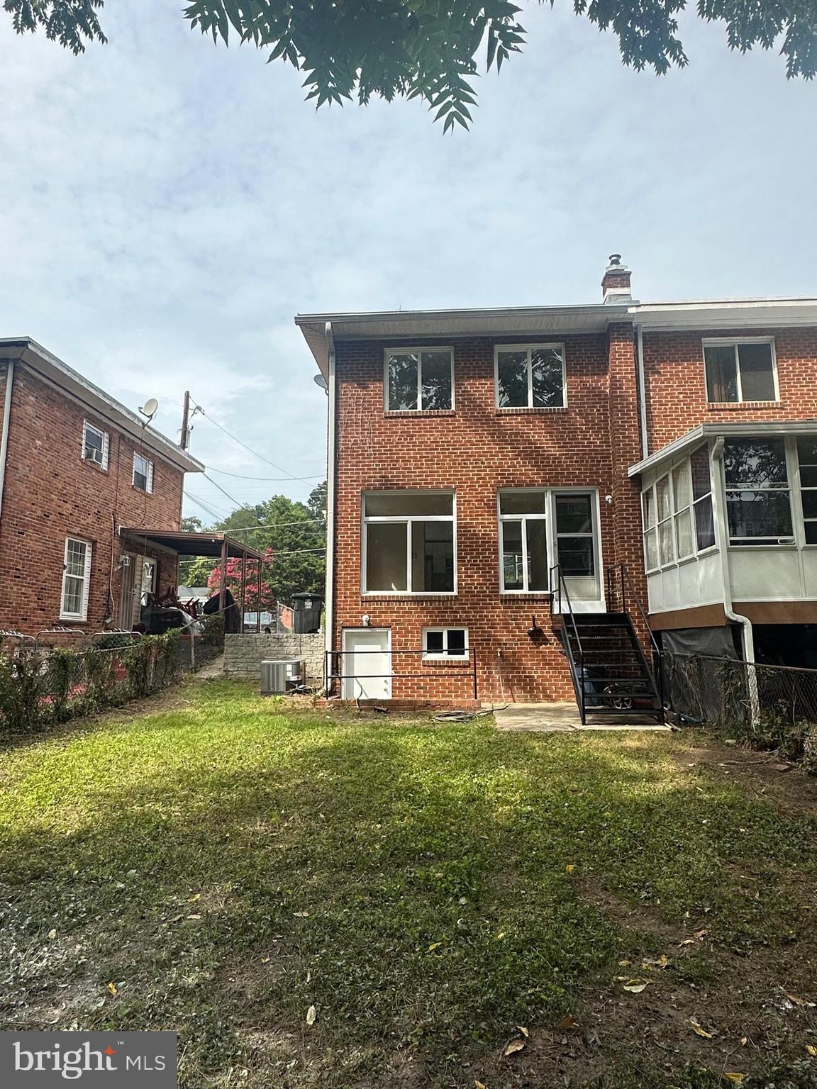 EAST MEADOWS - Residential