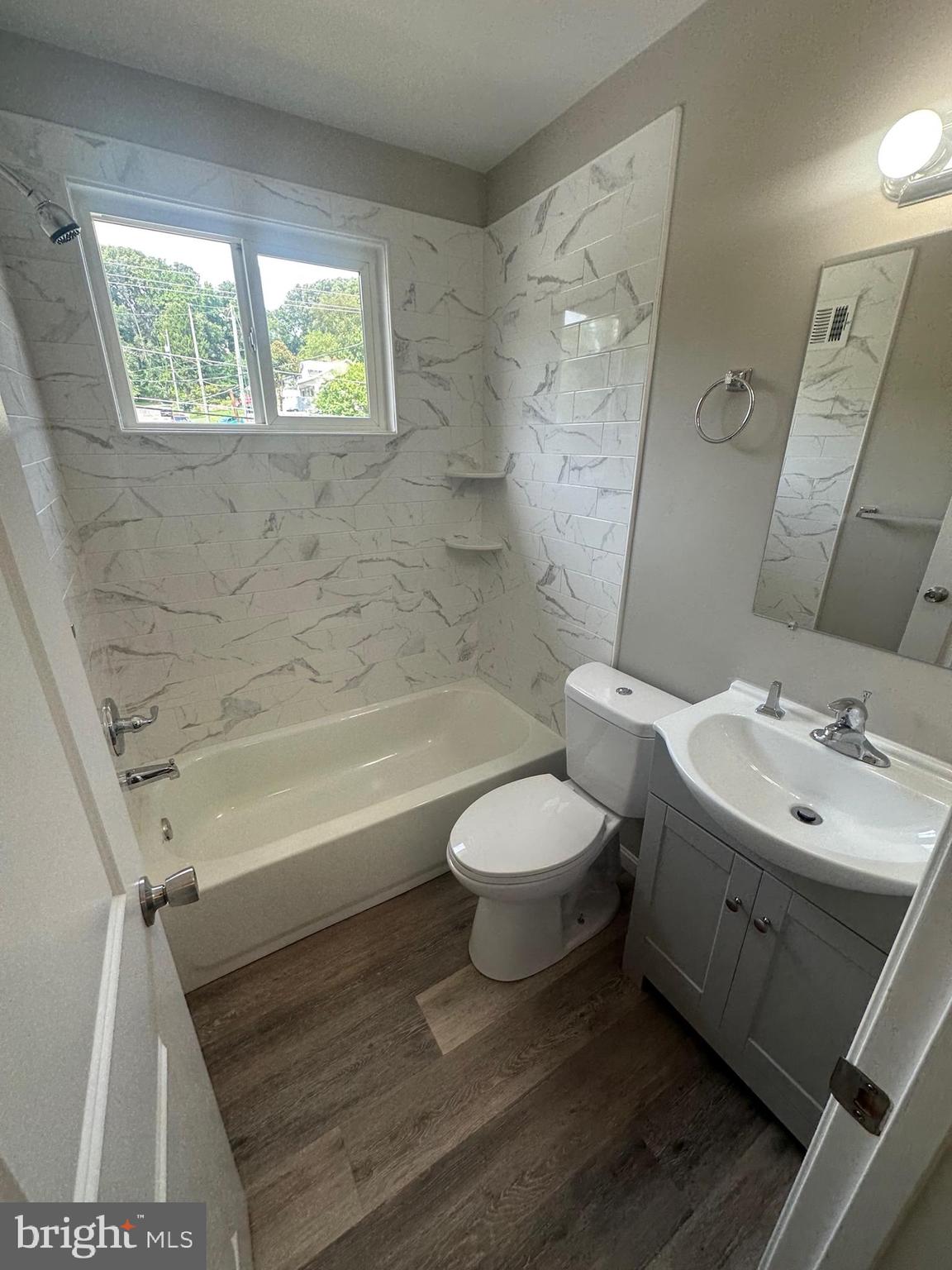 EAST MEADOWS - Residential