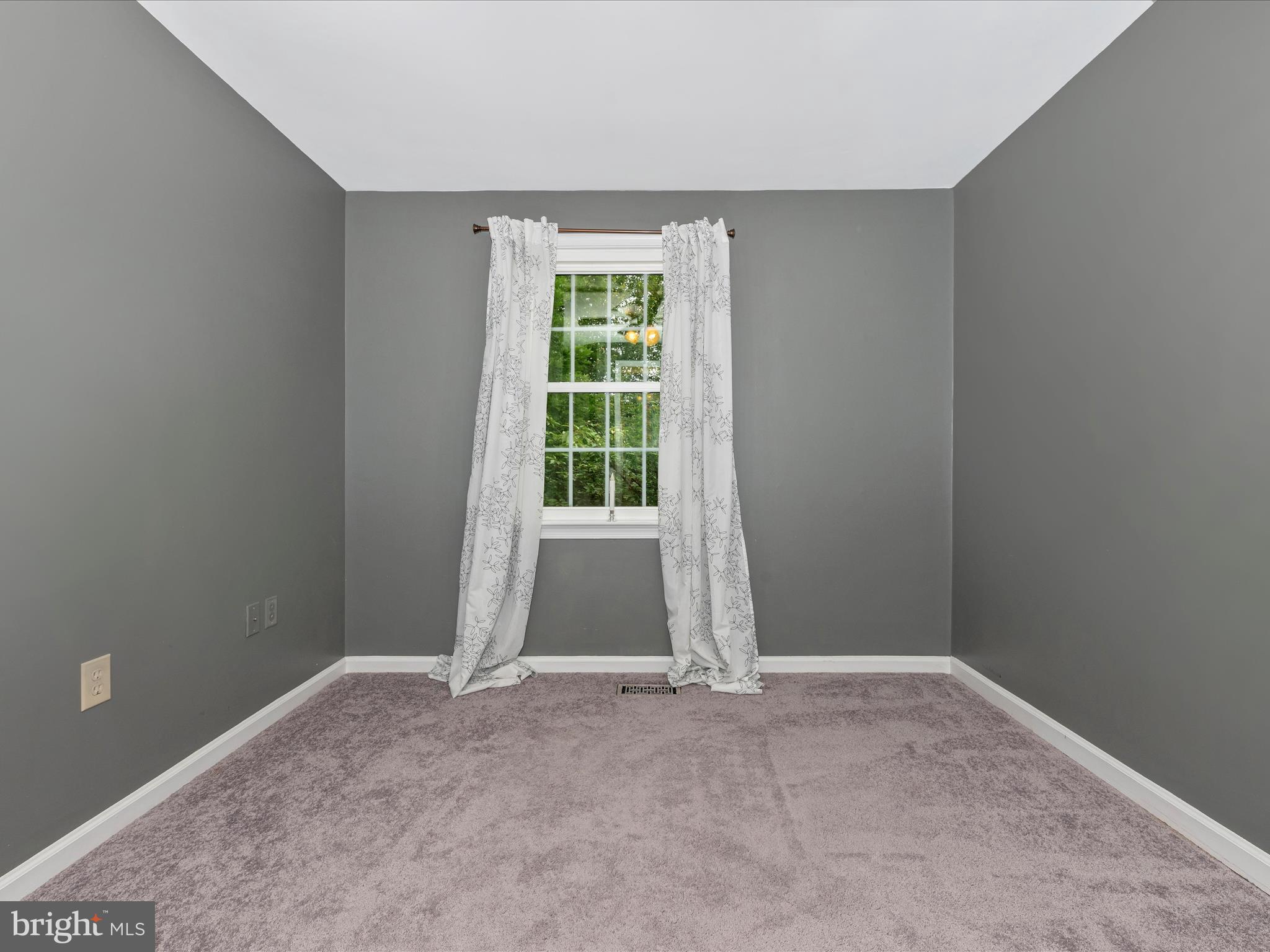 WATERSIDE - Residential