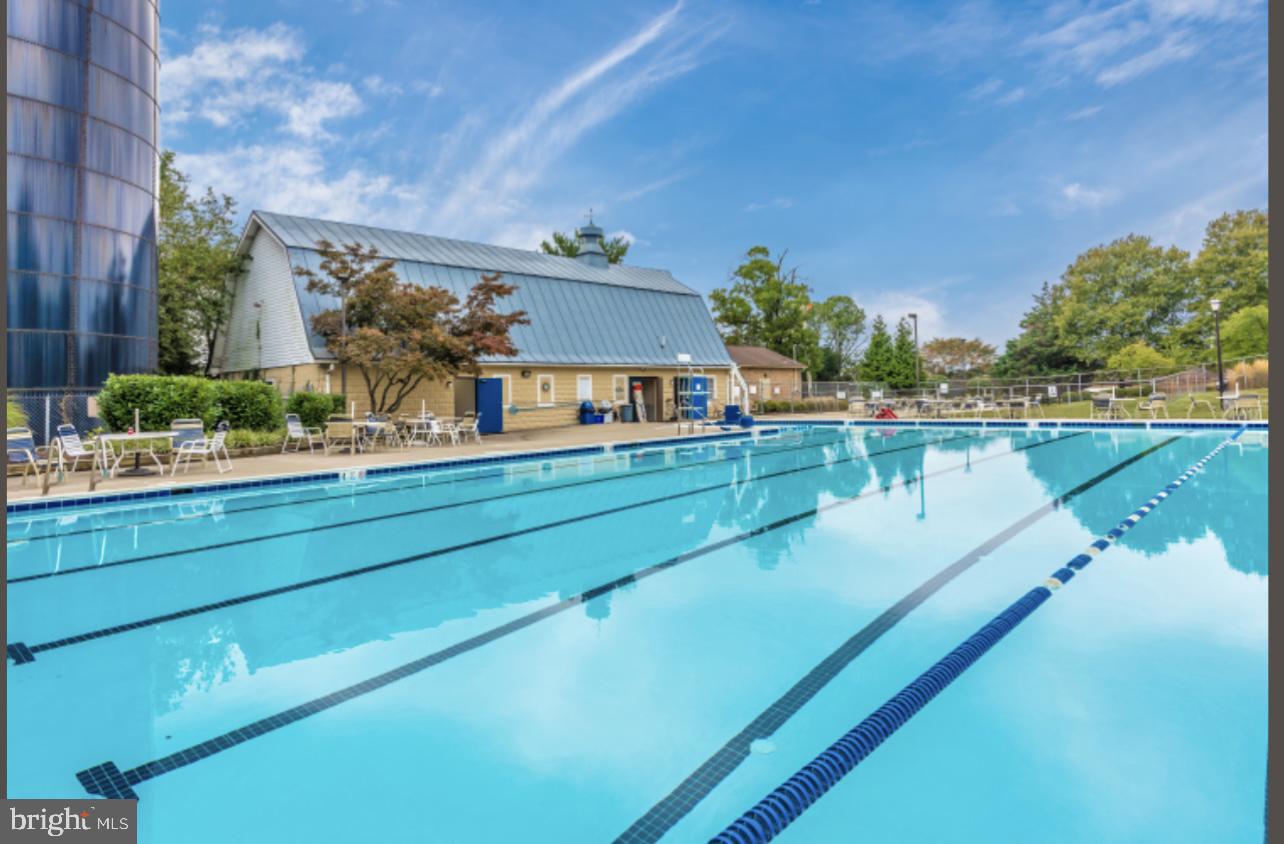 WATERSIDE - Residential