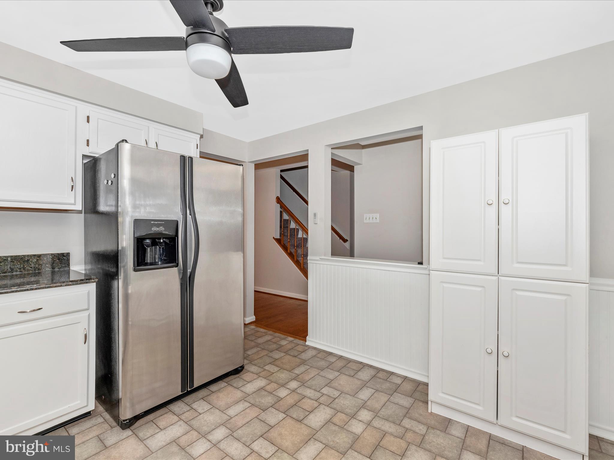 WATERSIDE - Residential