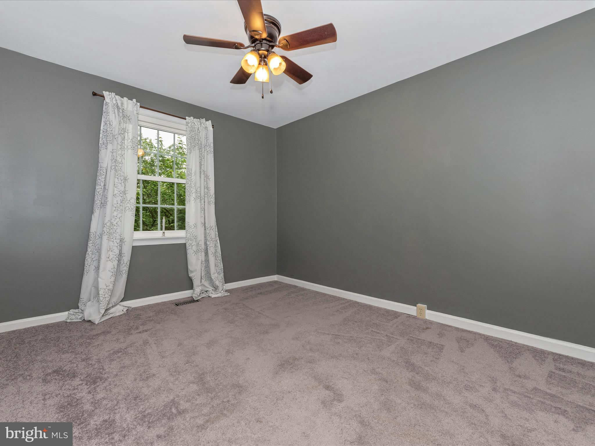 WATERSIDE - Residential