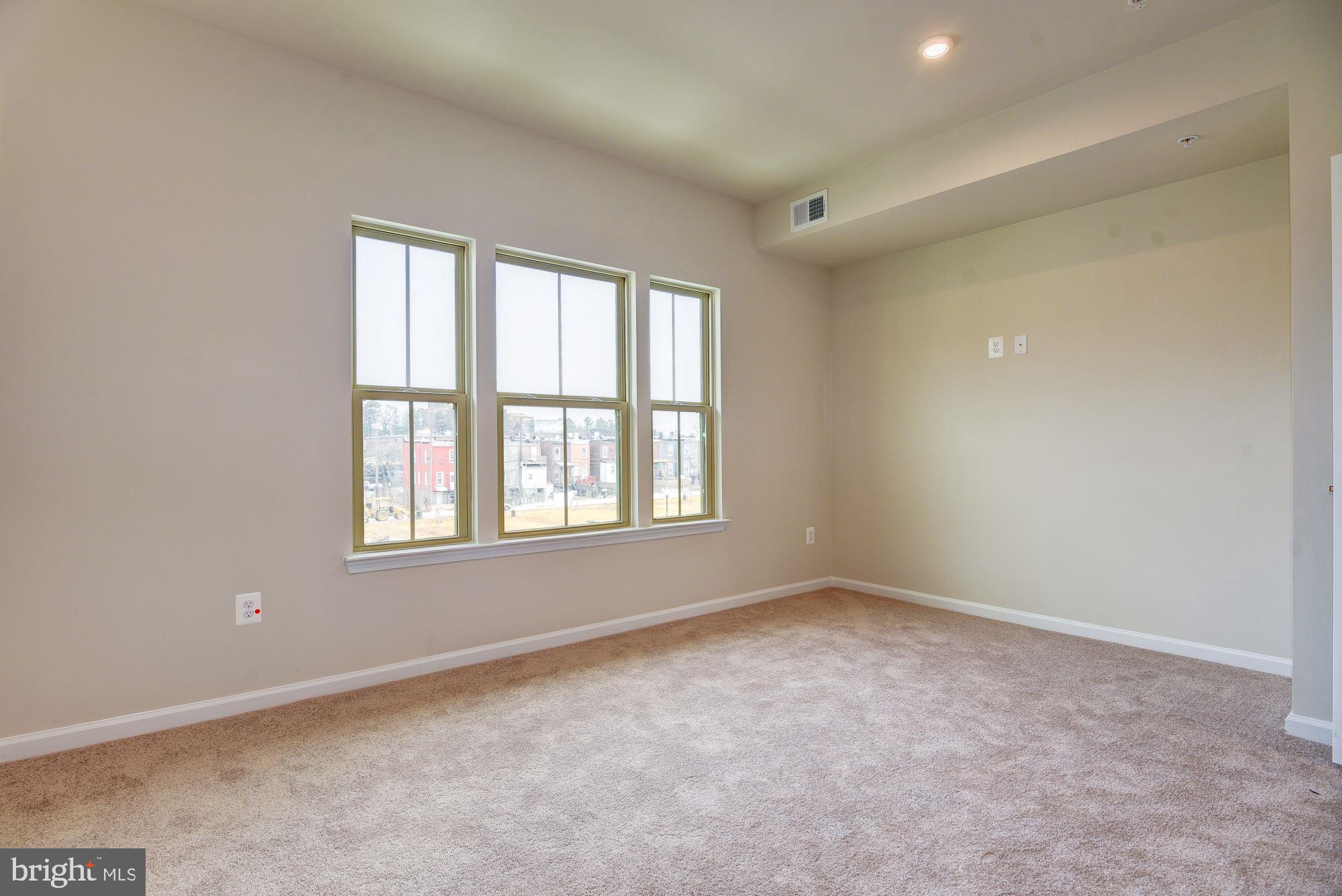 OLDHAM CROSSING - Residential