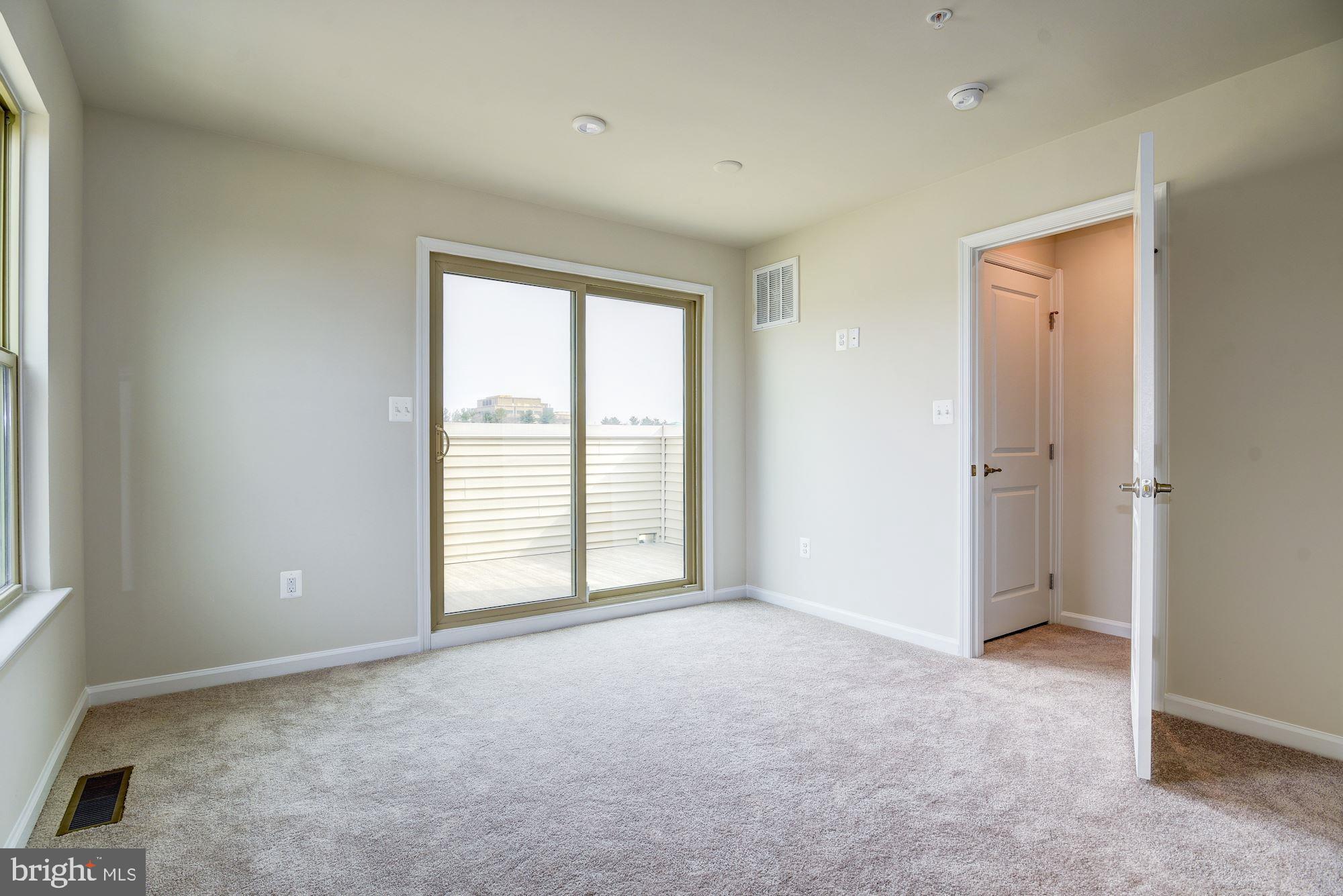 OLDHAM CROSSING - Residential