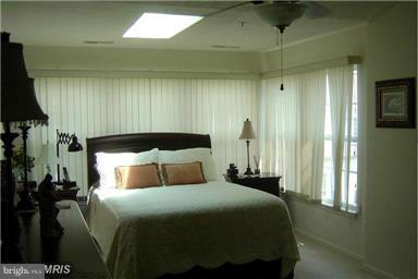 OWINGS MILLS NEWTOWN - Residential Lease