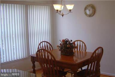 OWINGS MILLS NEWTOWN - Residential Lease