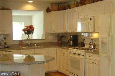 OWINGS MILLS NEWTOWN - Residential Lease