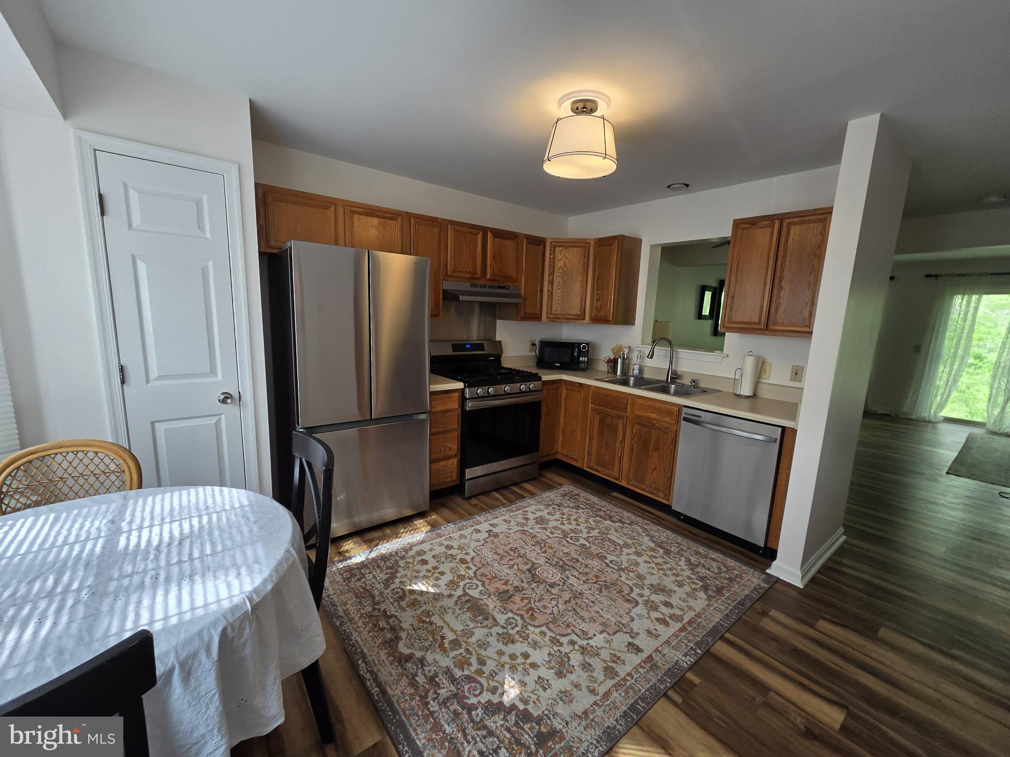 6650 RIDGEBORNE DRIVE