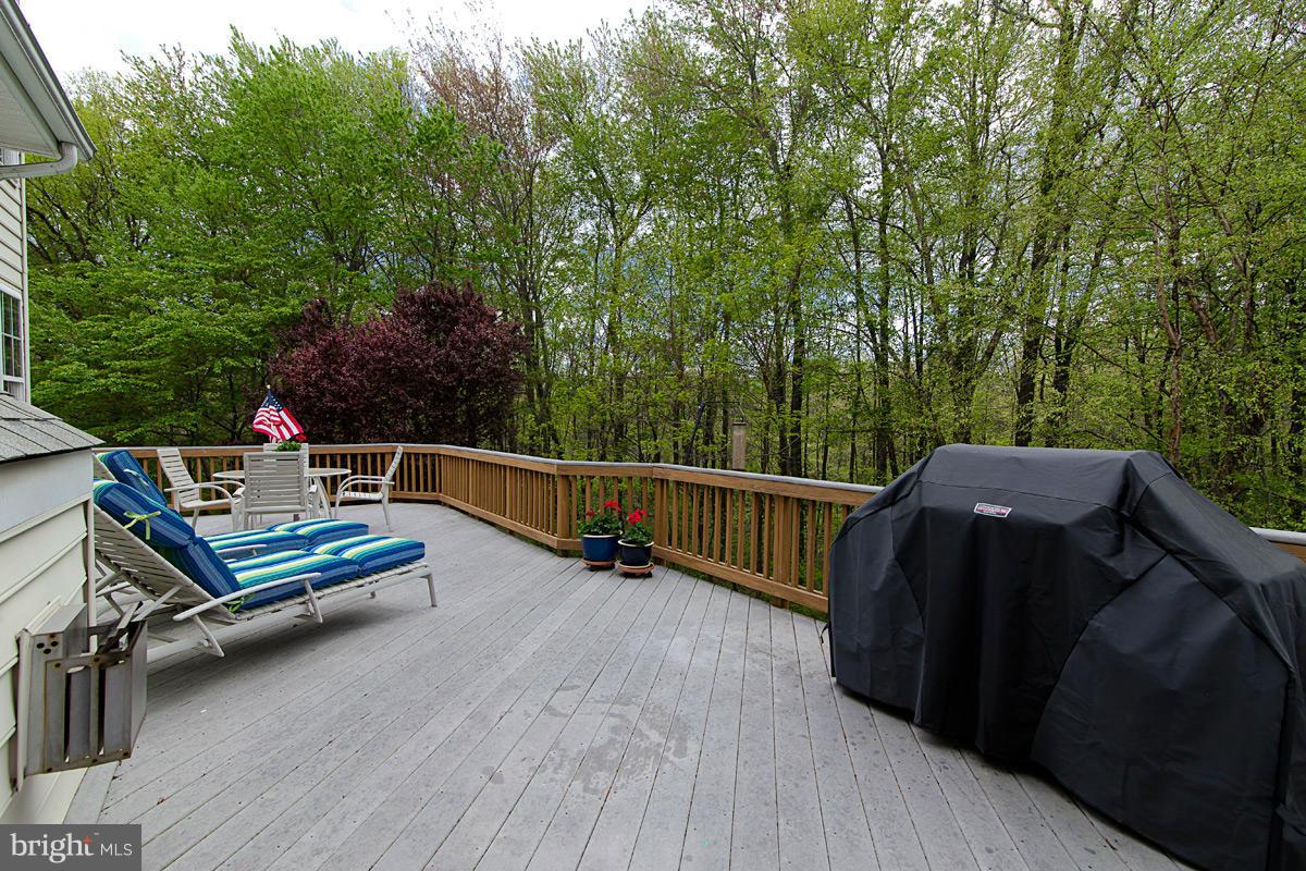 FEATHERSTONE FARMS - Residential