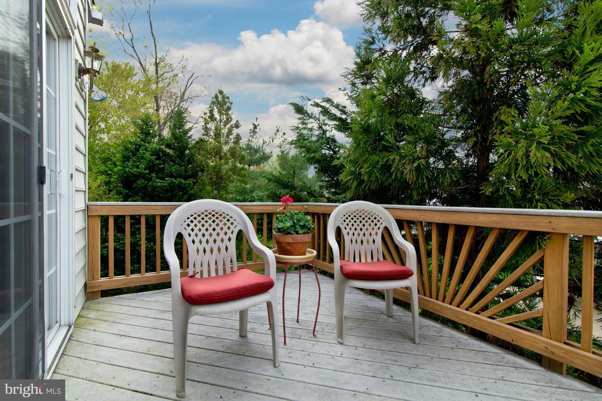 FEATHERSTONE FARMS - Residential