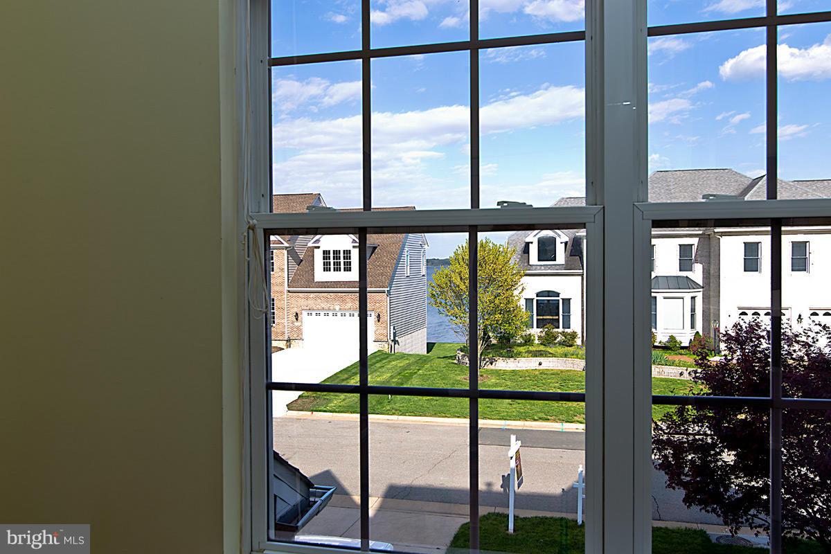 FEATHERSTONE FARMS - Residential