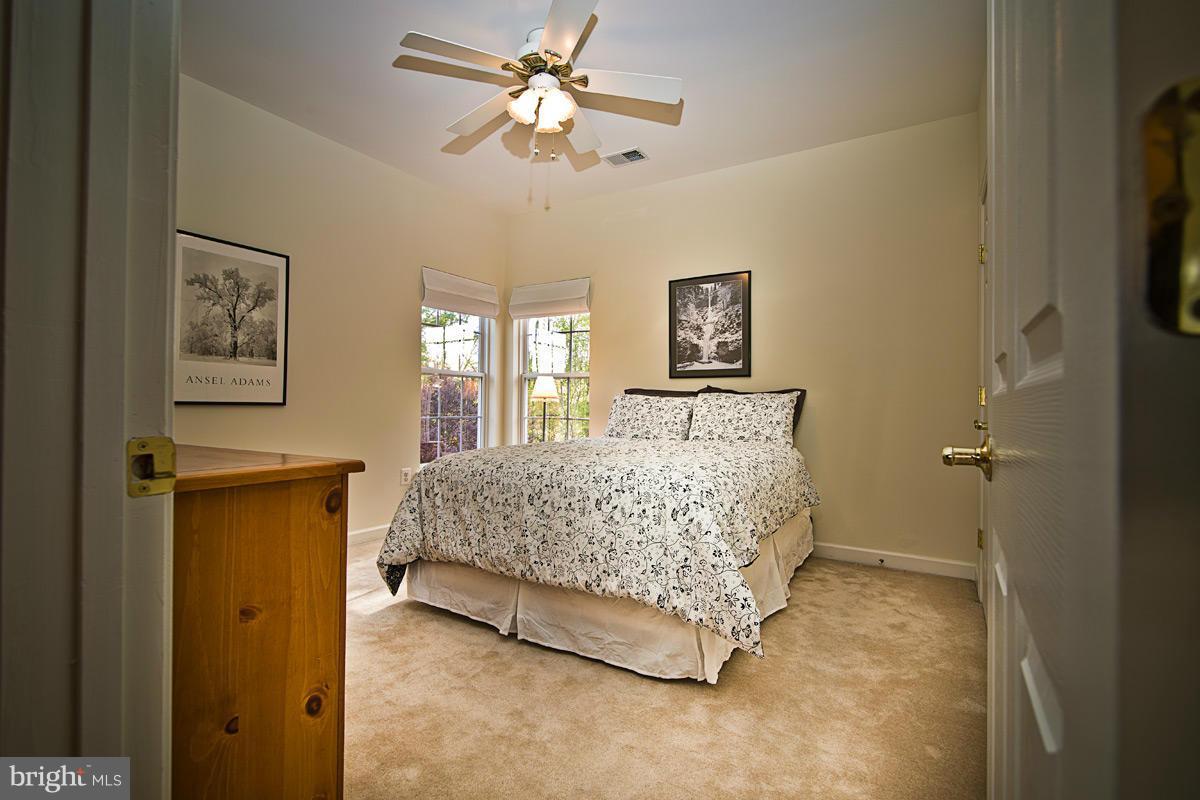 FEATHERSTONE FARMS - Residential