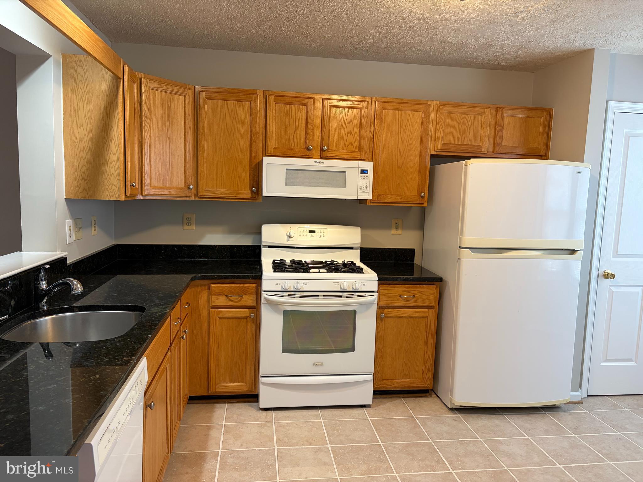 WALDEN - Residential Lease