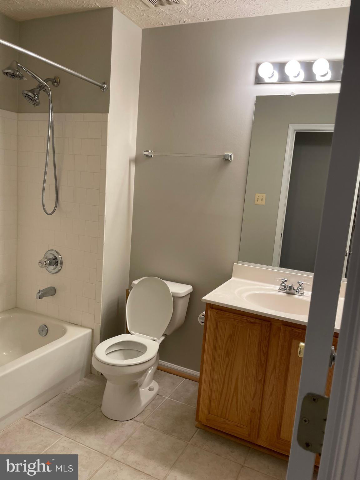 WALDEN - Residential Lease