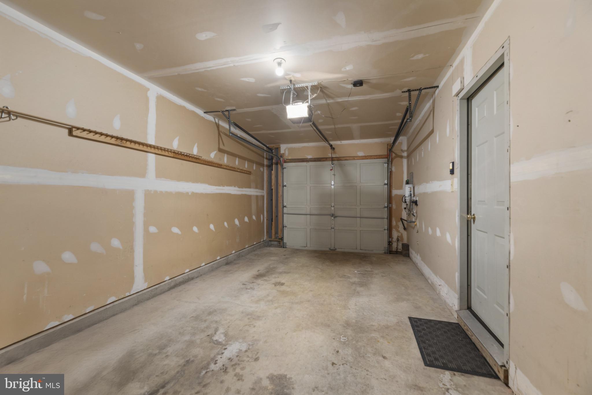 WALDEN - Residential Lease