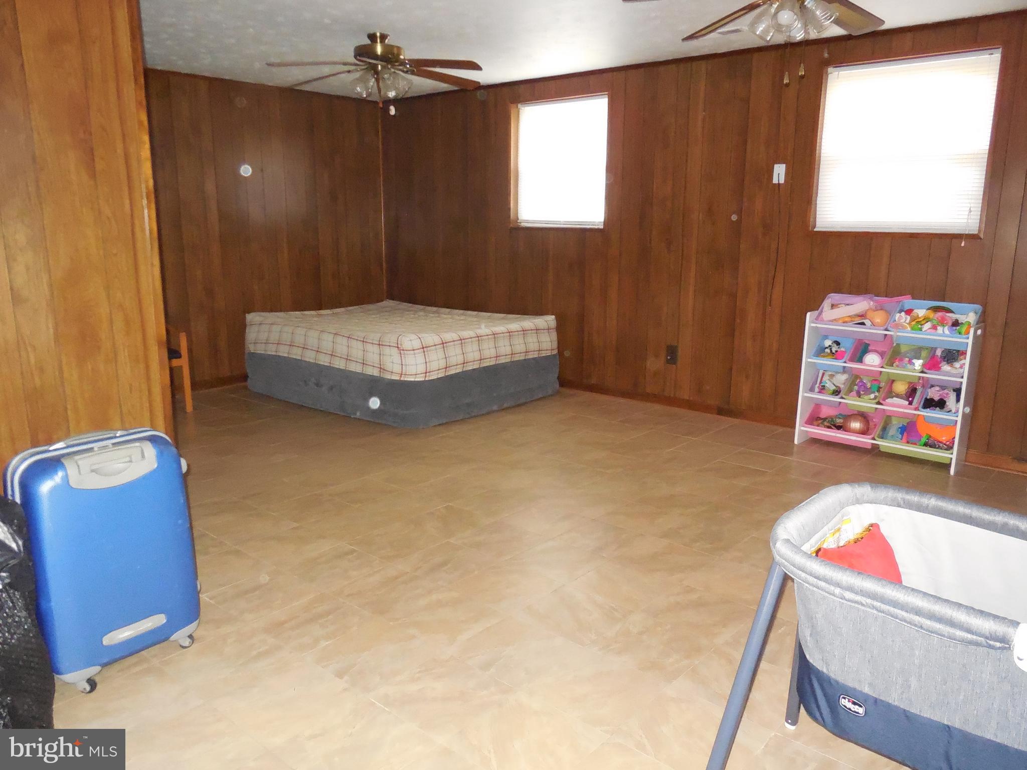 MINNIEVILLE MANOR - Residential