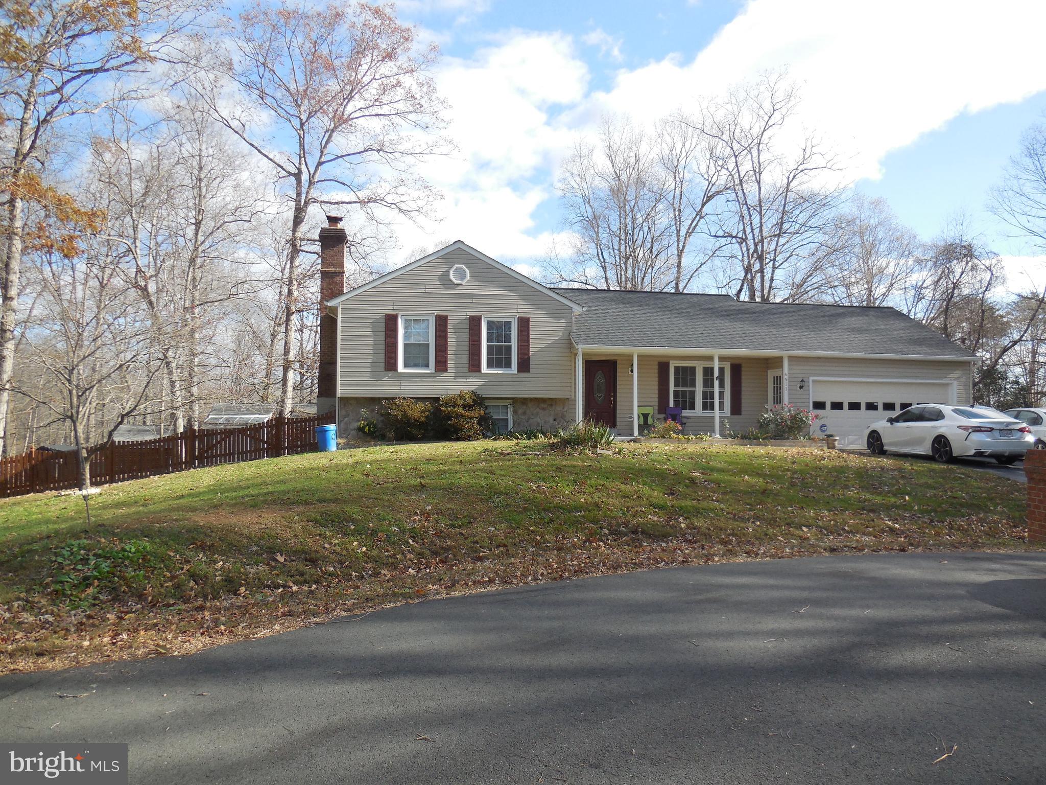 MINNIEVILLE MANOR - Residential