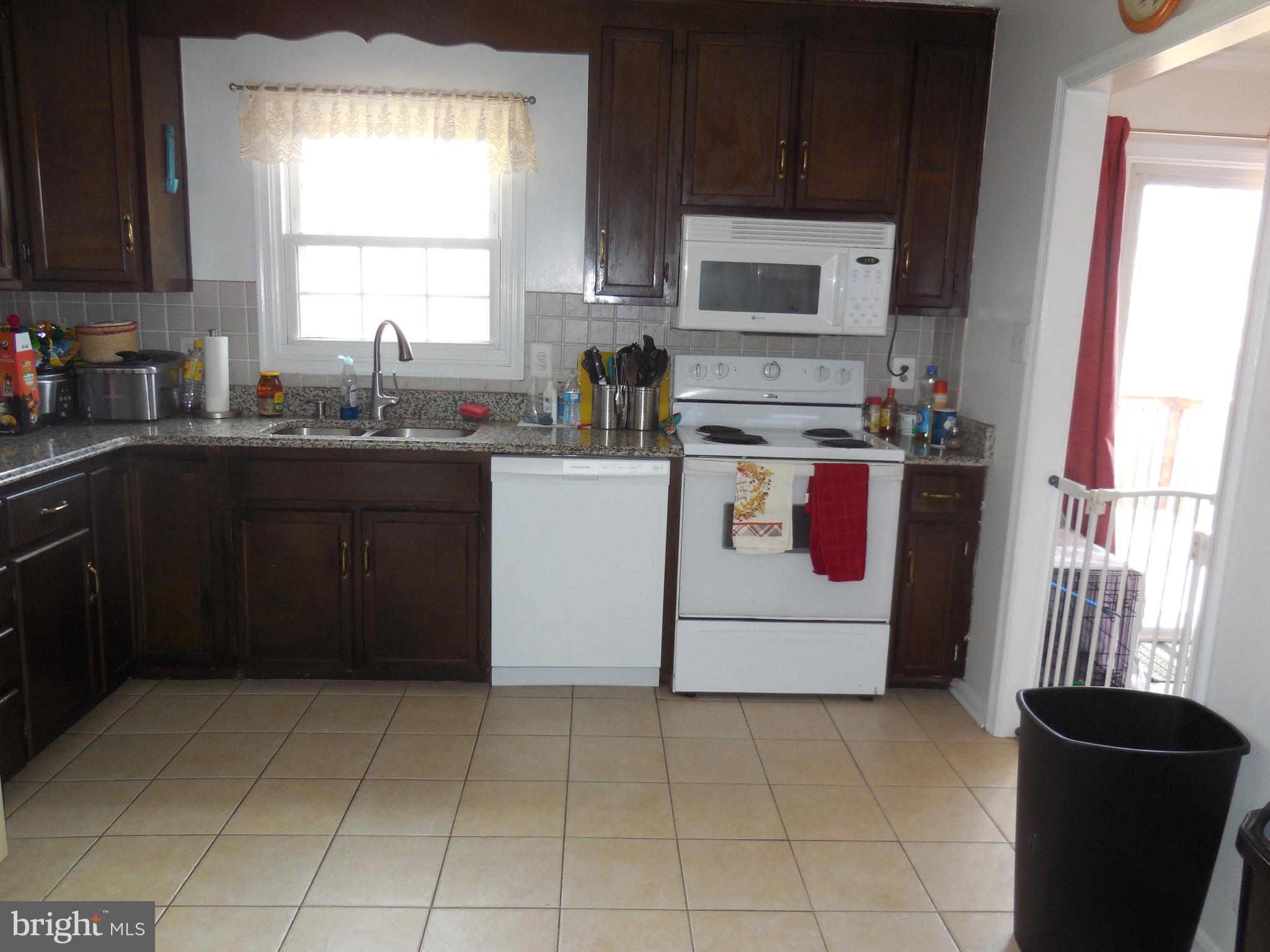 MINNIEVILLE MANOR - Residential