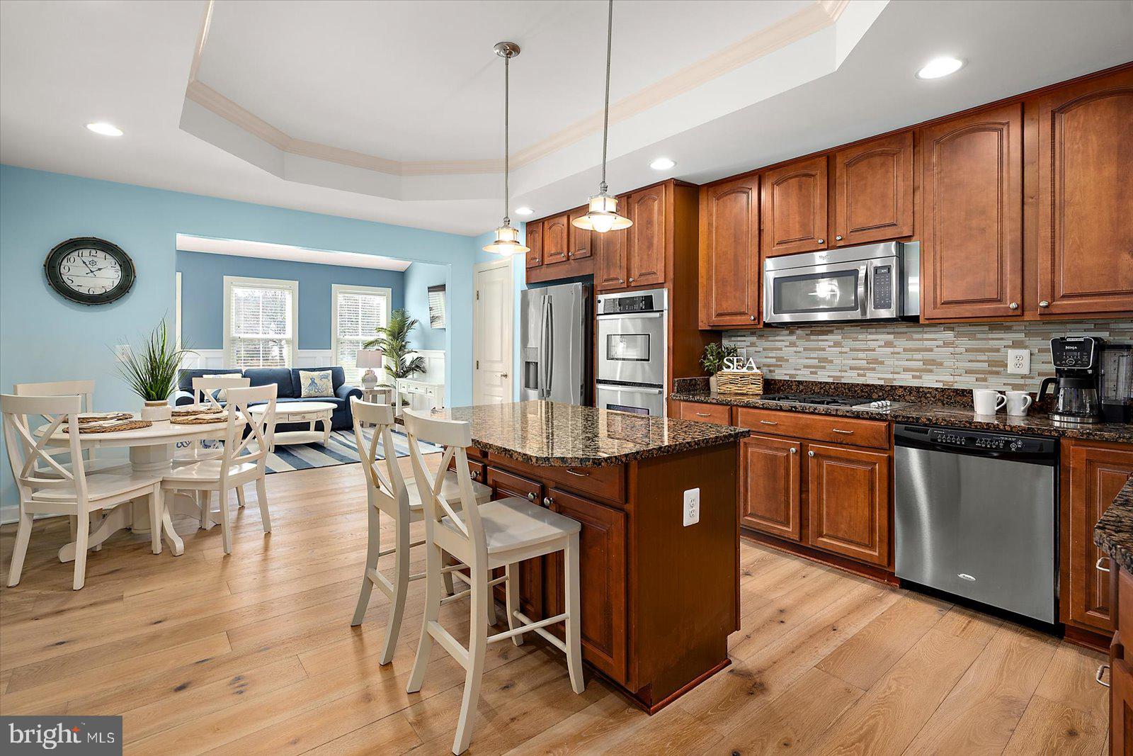 BAYSIDE - Residential