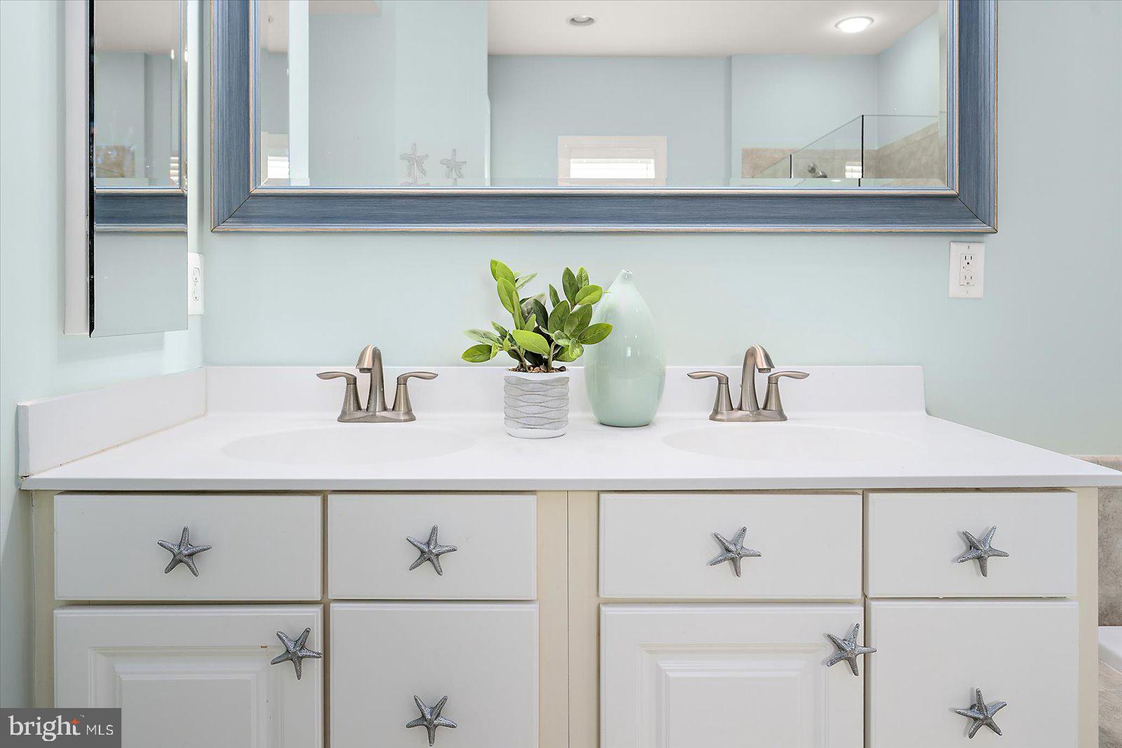 BAYSIDE - Residential