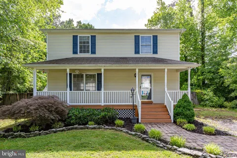 181 Santa Anita Drive, Colonial Beach, VA MLS: VAWE2008948