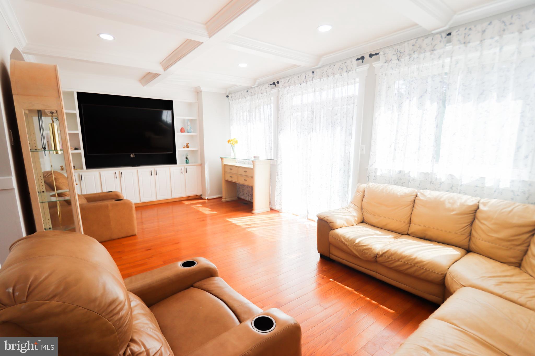 CONSTANT BRANCH - Residential