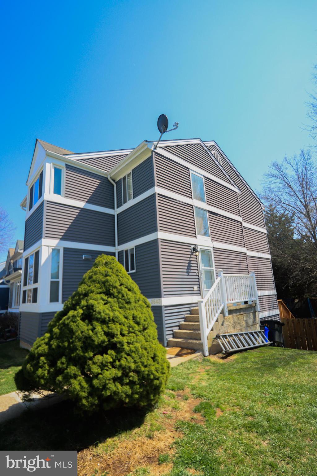 CONSTANT BRANCH - Residential