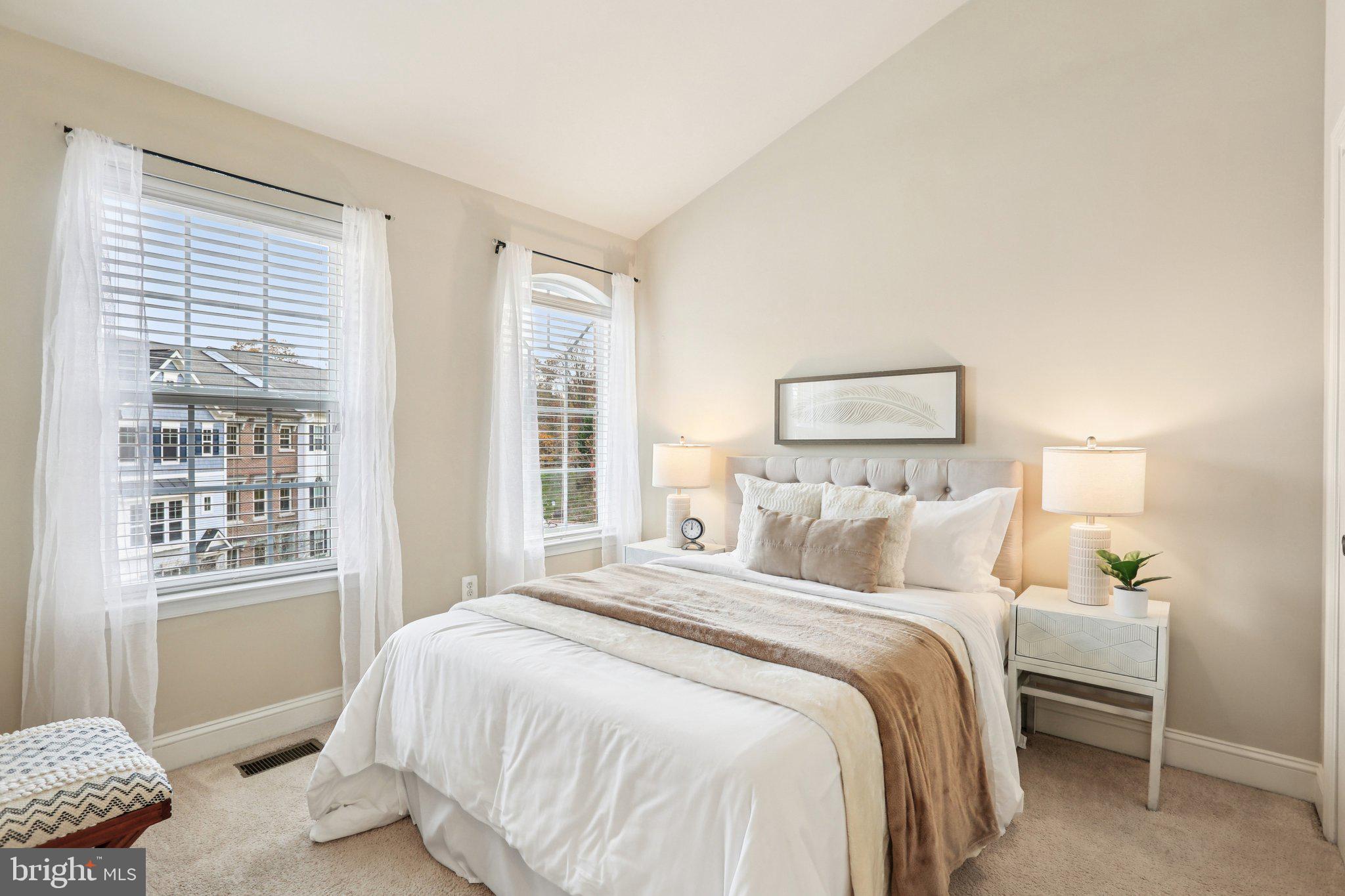 RIVERWALK - Residential