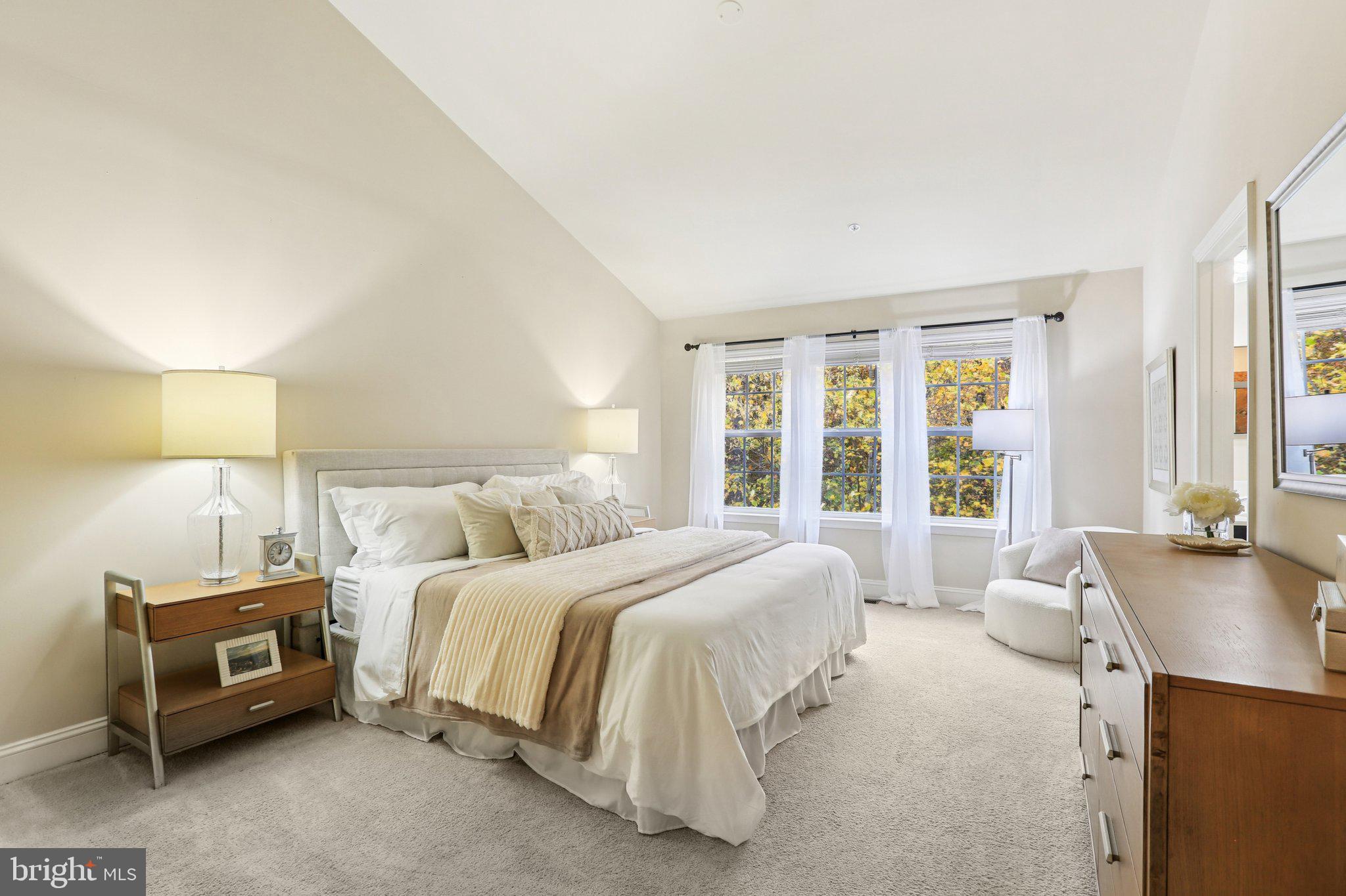 RIVERWALK - Residential