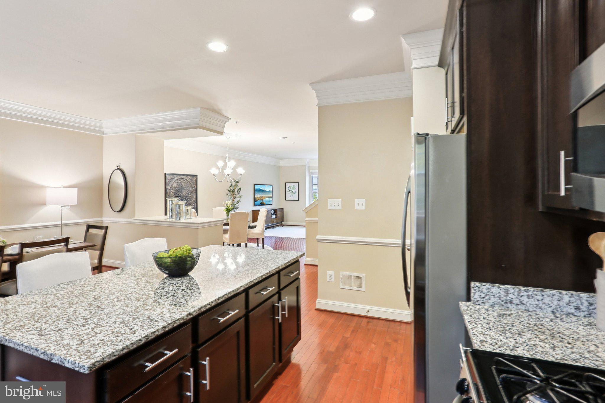 RIVERWALK - Residential