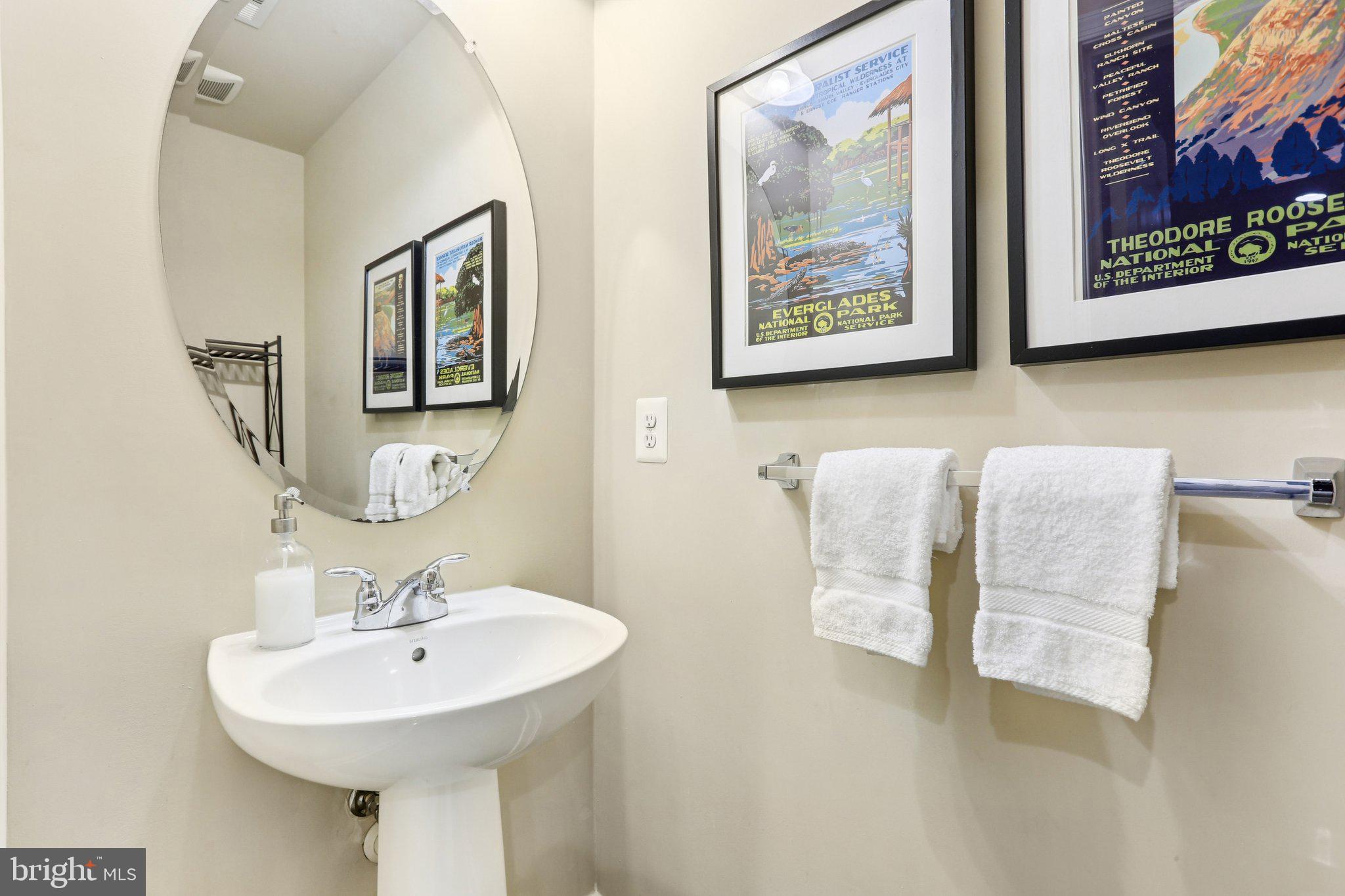 RIVERWALK - Residential