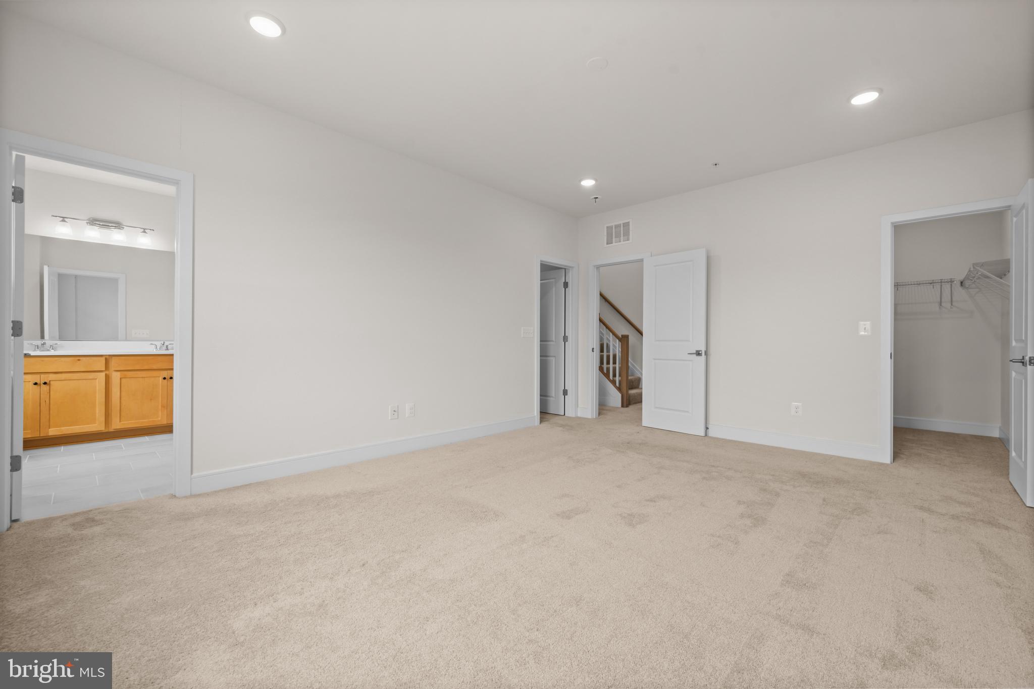 DEMOTT & SILVER - Residential