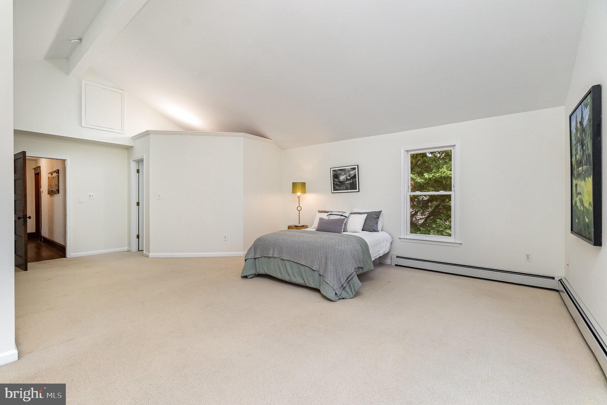 LAURAVILLE HISTORIC DISTRICT - Residential