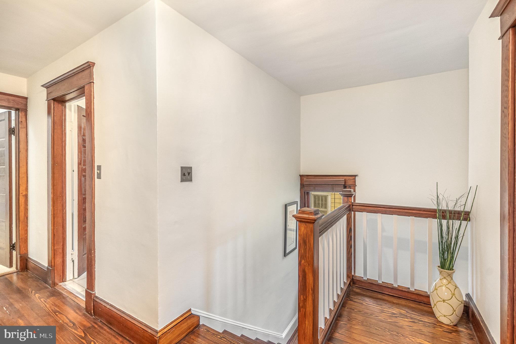 LAURAVILLE HISTORIC DISTRICT - Residential