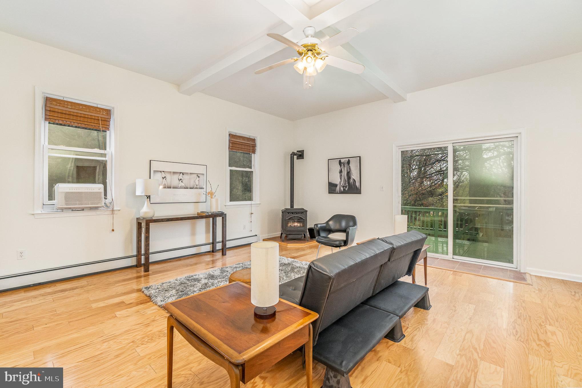 LAURAVILLE HISTORIC DISTRICT - Residential